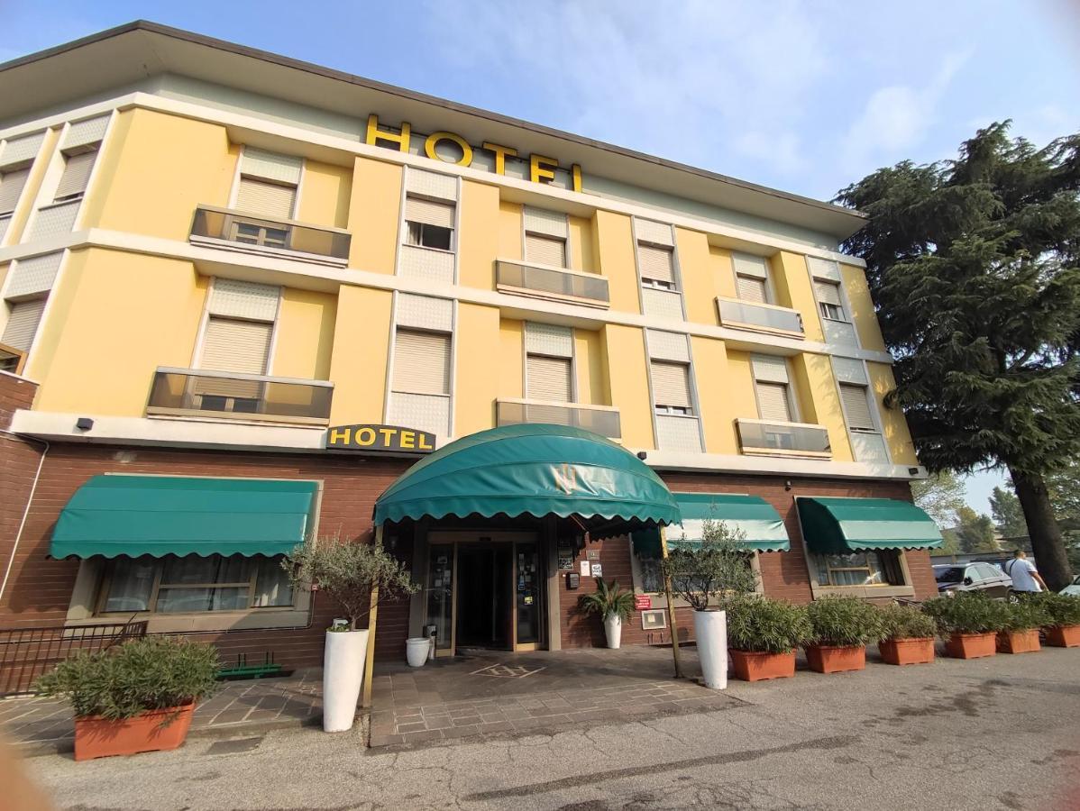 Hotel Industria Brescia Zewnętrze zdjęcie